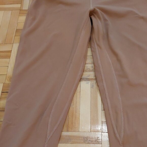 Lululemon leggings size 6 - Picture 5 of 5